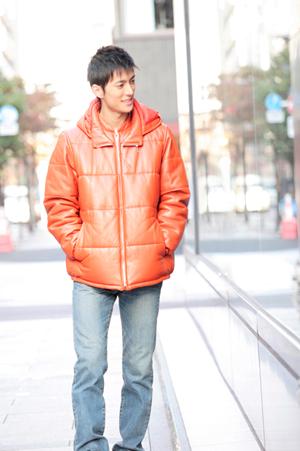 快適とスタイリッシュなメンズトレーナー